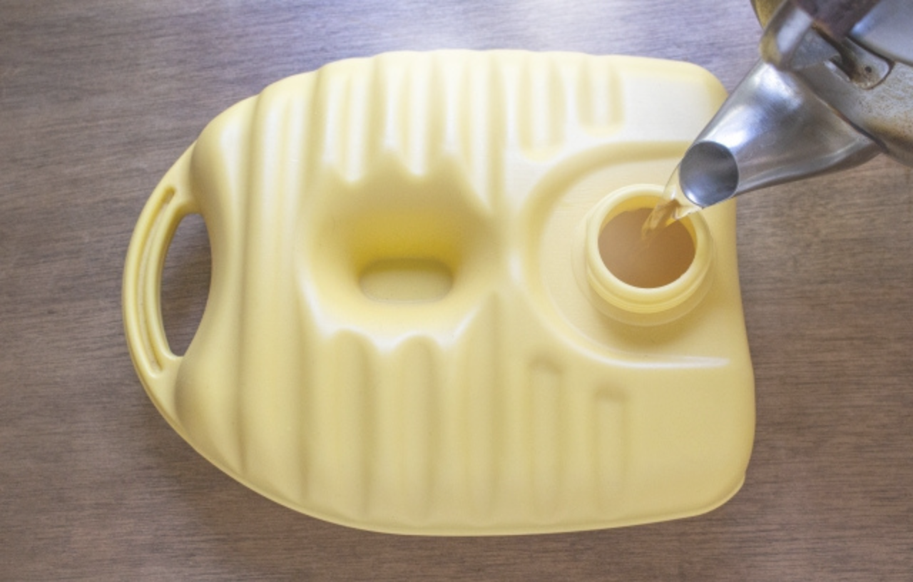 湯たんぽのお湯の入れ方まとめ｜安全に使うためのポイント