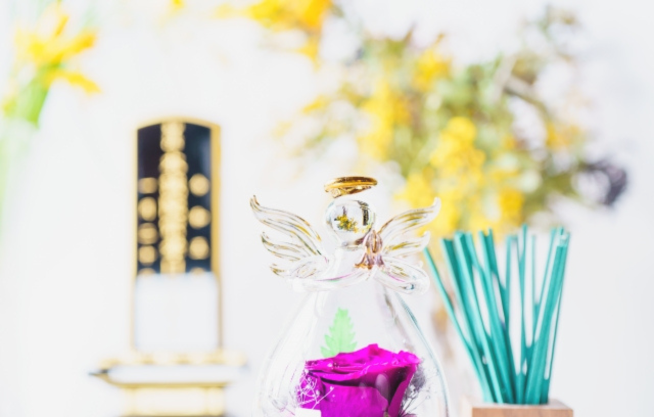 仏壇を小さくしたい！親が元気なうちに買い替えて「これからの供養」を一緒に決めるべき理由